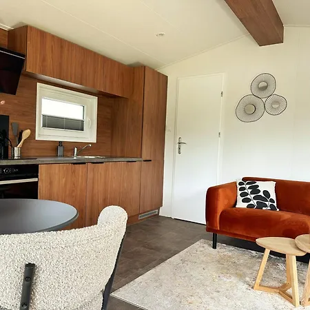 샬레 501a Op Recreatiepark De Wielen *